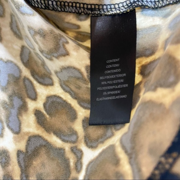 NWT Wayf Leopard Print Crew Neck Long Sleeves Crop Top Tan/Black Size Medium M - Picture 9 of 10